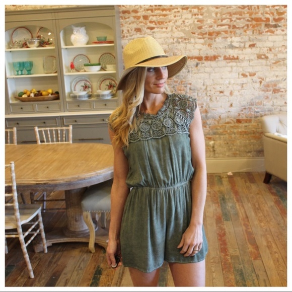 Vintage Wash Lace Romper - Picture 5 of 5